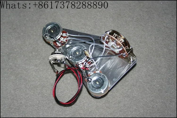 

ST STYLE Standard 5WAY 1V2T ELECTRIC GUITAR FIRING TYPE CIRCUIT ASSEMBLY WITH SOCKET