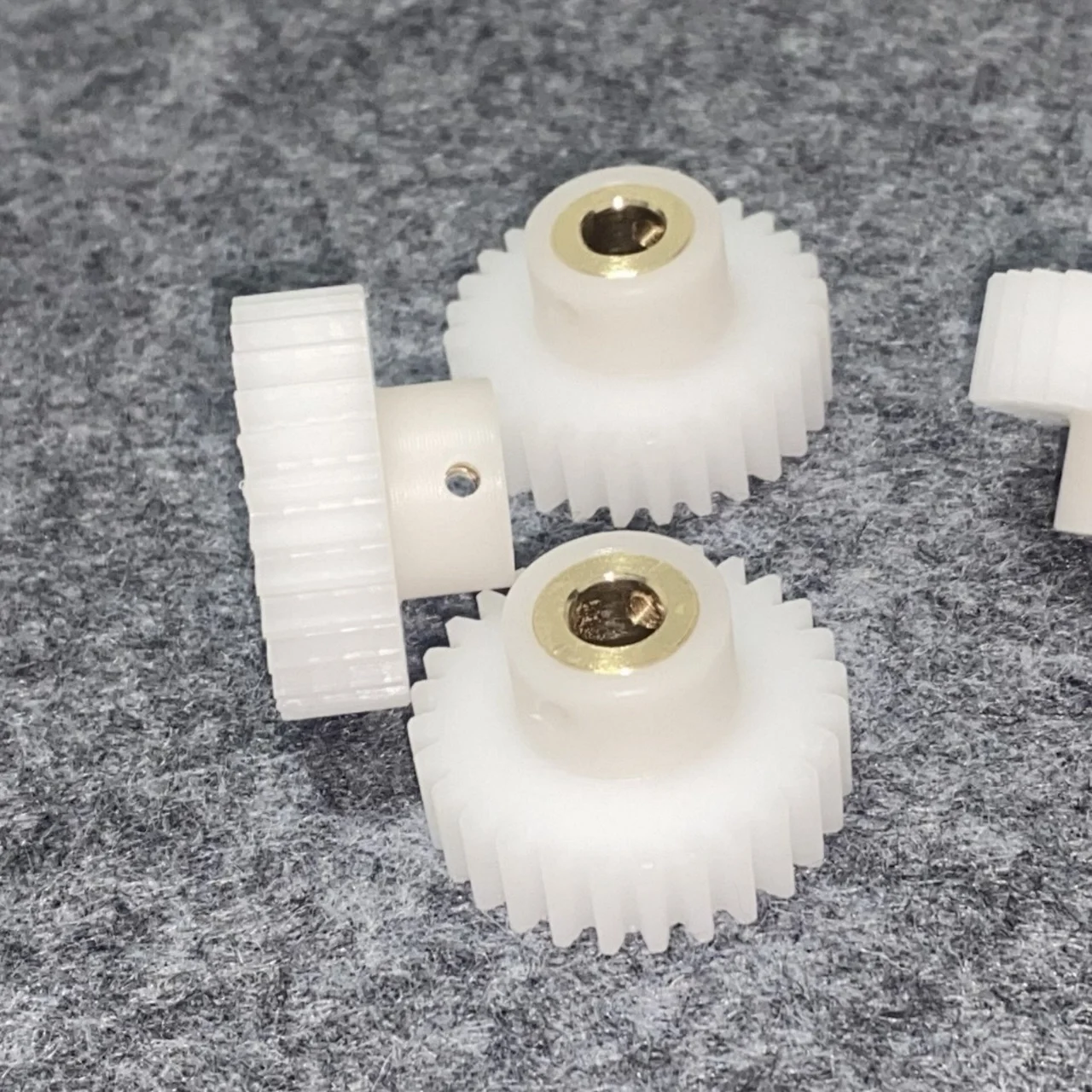 4-10mm M0.8 Printer Central Control Nylon Transmission Plastic Gear for Paper Roll Machine Robot 26-48 Teeth with Copper Sleeve