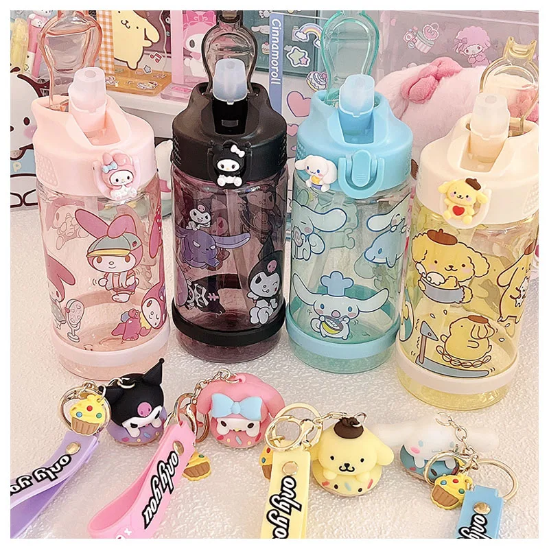 500Ml Sanrios Kawaii Cartoon Cinnamoroll My Melody Kuromi Cute Pop Cap Straw Cup with Pendant Gift Fruit Tea Kettle Cup