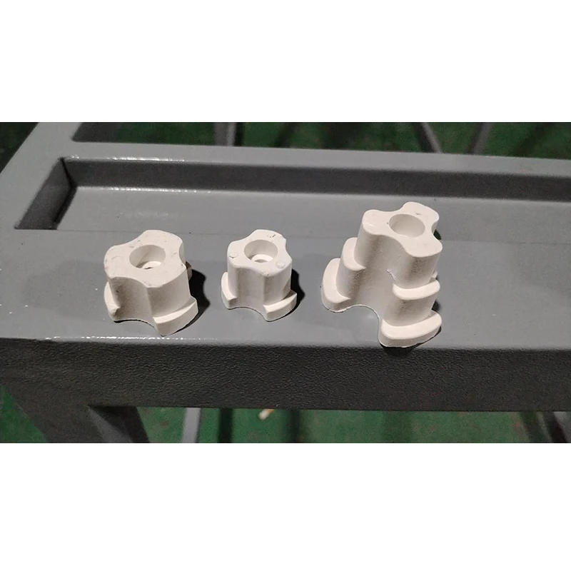 100pcs Minimum Order Quantity Ceramic Head Parts of Plastic Water Bottle Making Machine Bottle Blowing Machine