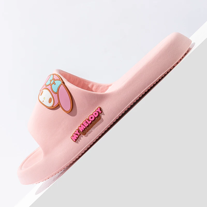 Pantofole Sanrio originali, pantofole con suola morbida in cartone animato alla moda, pantofole antiscivolo per interni ed esterni per ragazze