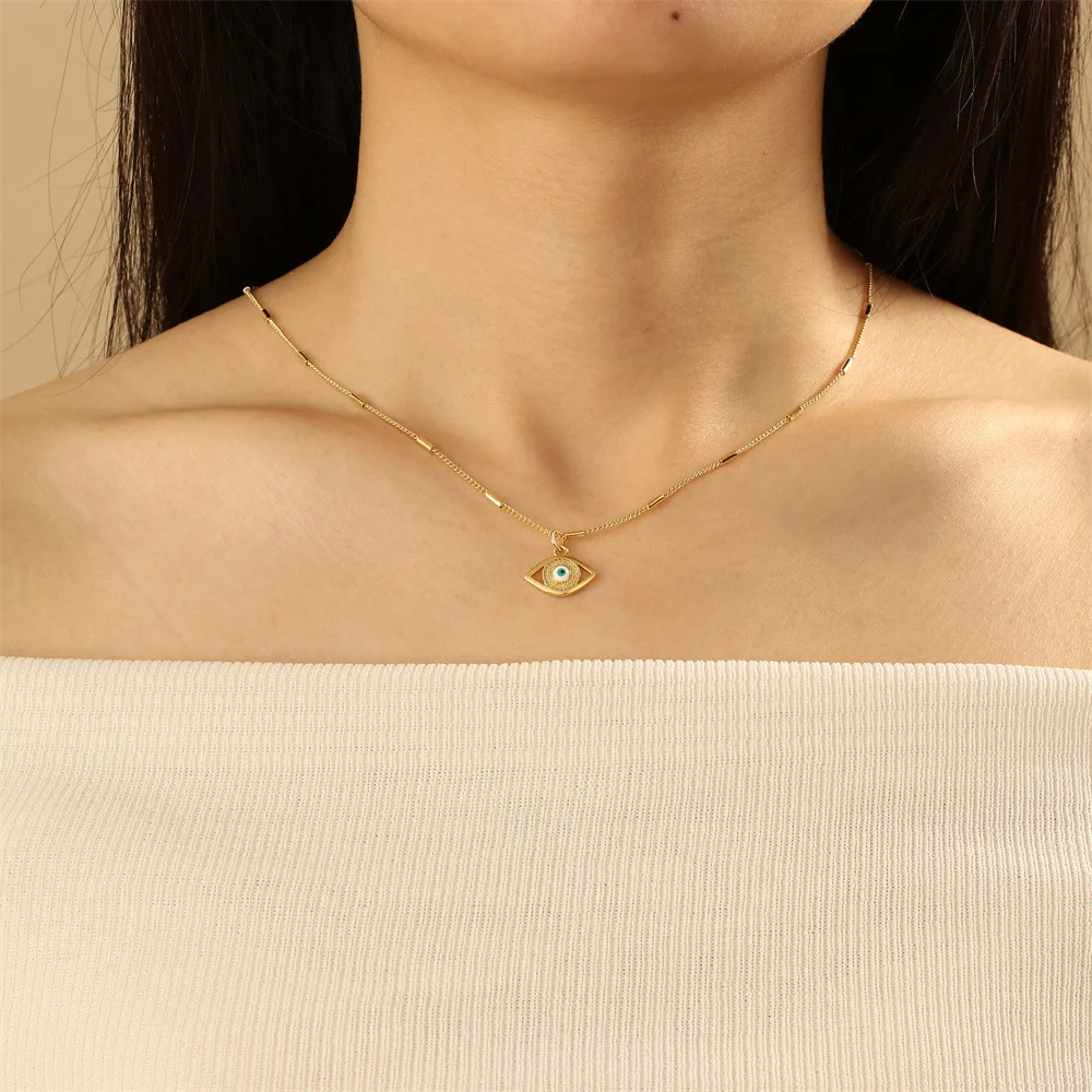Chinese Style Lucky Evil Eye Pendant Necklace For Women Gold Plated Copper Enamel Clavicle Chain Trendy Blessing Good Luck Amule