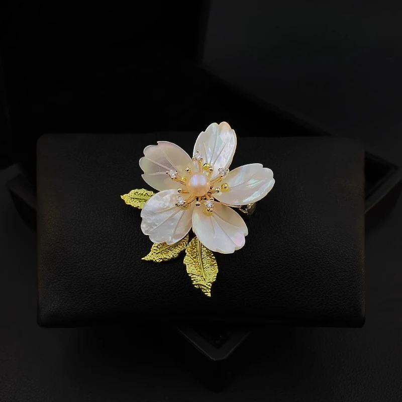 Pearl Plum Blossom Flower Brooch for Women,High-end Suit Coat Shell Lapel Pin Luxury Clothes Accessory Wedding Jewelry Gift 6004