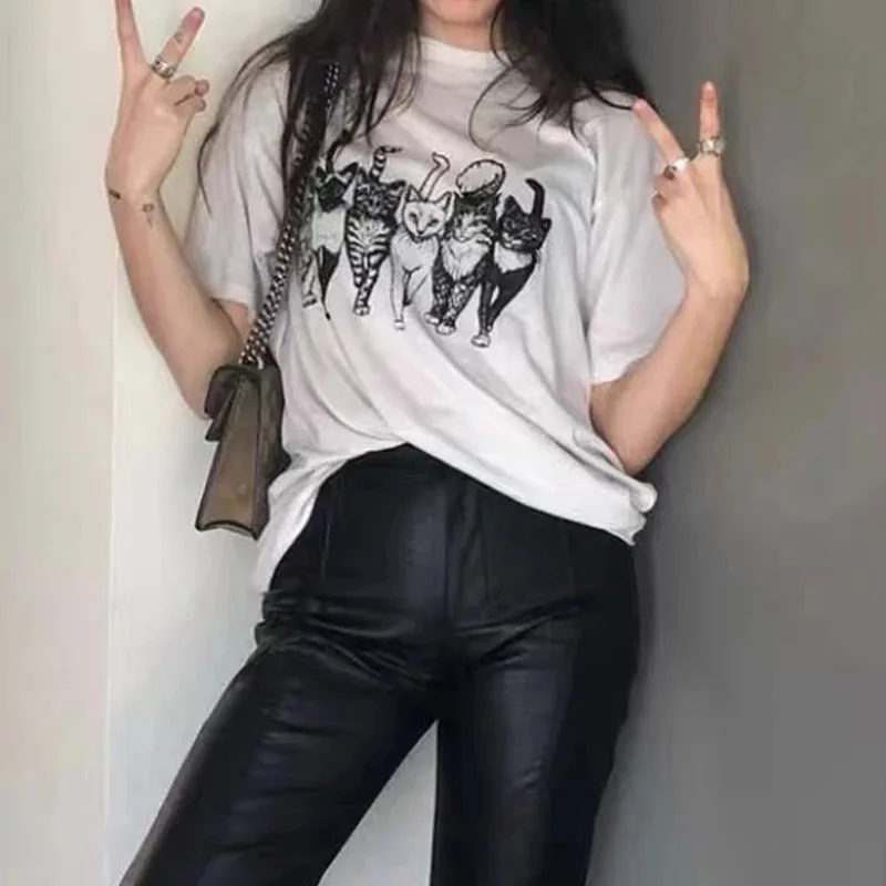 Cat Gang Drawing Women T-Shirt Female Summer Casual Graphic Tee Vintage Fashion Cute Aesthetic Funny Graphic T Shirts Summer Y2K