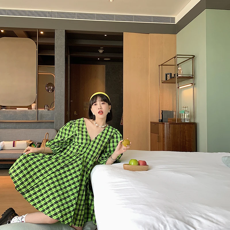 

Юбка VIMAS Retro Bubble Cotton Dr для девочек, белая, однотонная, с высокой талией, А-силуэт, V-образный вырез, Sve Dr