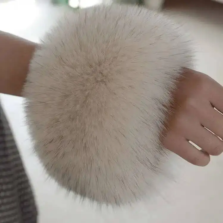 Winter 2025 100% Real Fox Fur Cuffs Genuine Ladies Warm Arm Cuff Sleeve Natural Fox Wrist Fashion Luxury Sleeves Women