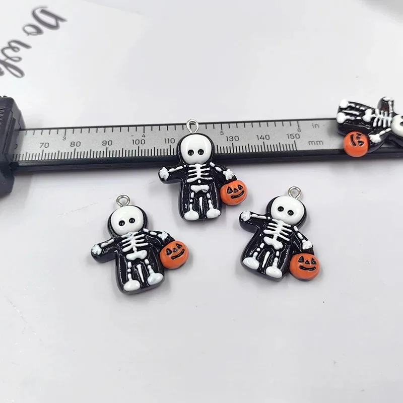 10Pcs Kawaii Floating Skeleton Pumpkin Resin Charms