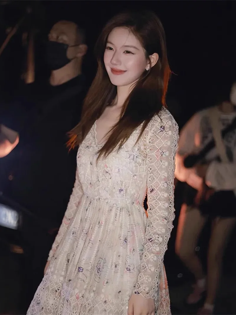 Xu Wo Yaoyan Cosplay Kleid Frühling Sommer Zhao Lusi Gleichen Stil Kleid Stickerei Hohl Druck Süße Nachbar Mädchen Erste Liebe Kleid