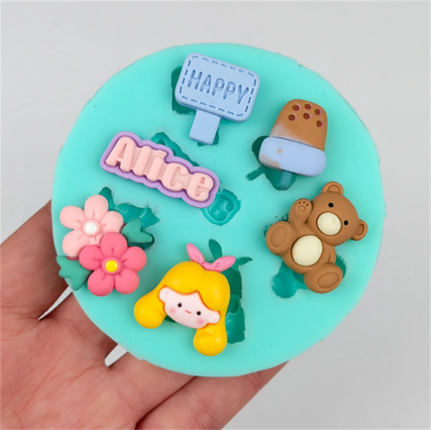 

Mini Little Girl 2D Angle Cute Silicone Mold Human Body Forms For Candle Fondant Cake Plaster DIY Handmade Decoration Craft Tool