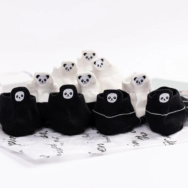 5 pares divertidos lindos Calcetines de Panda bordados mujeres Harajuku Divertidos Kawaii Blanco Negro Calcetines Mujer tobillo Sokken Chaussette