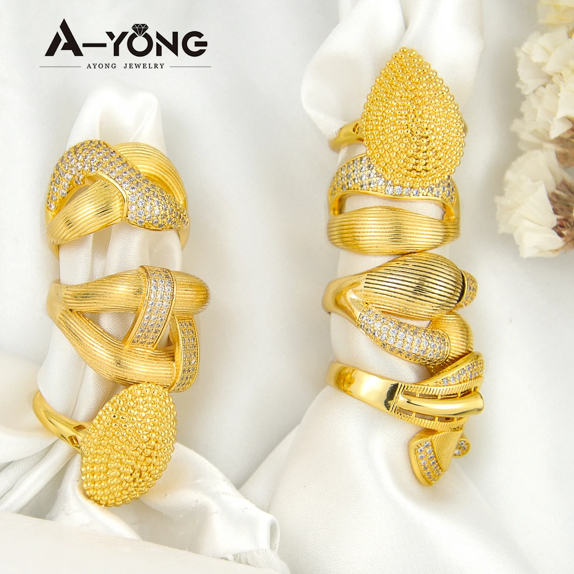 Luxury Saudi Gold Color Big Rings 21k Gold Plated Fashion Zircon Italian Chic Womens Mens Engagement Wedding Party Jewelry