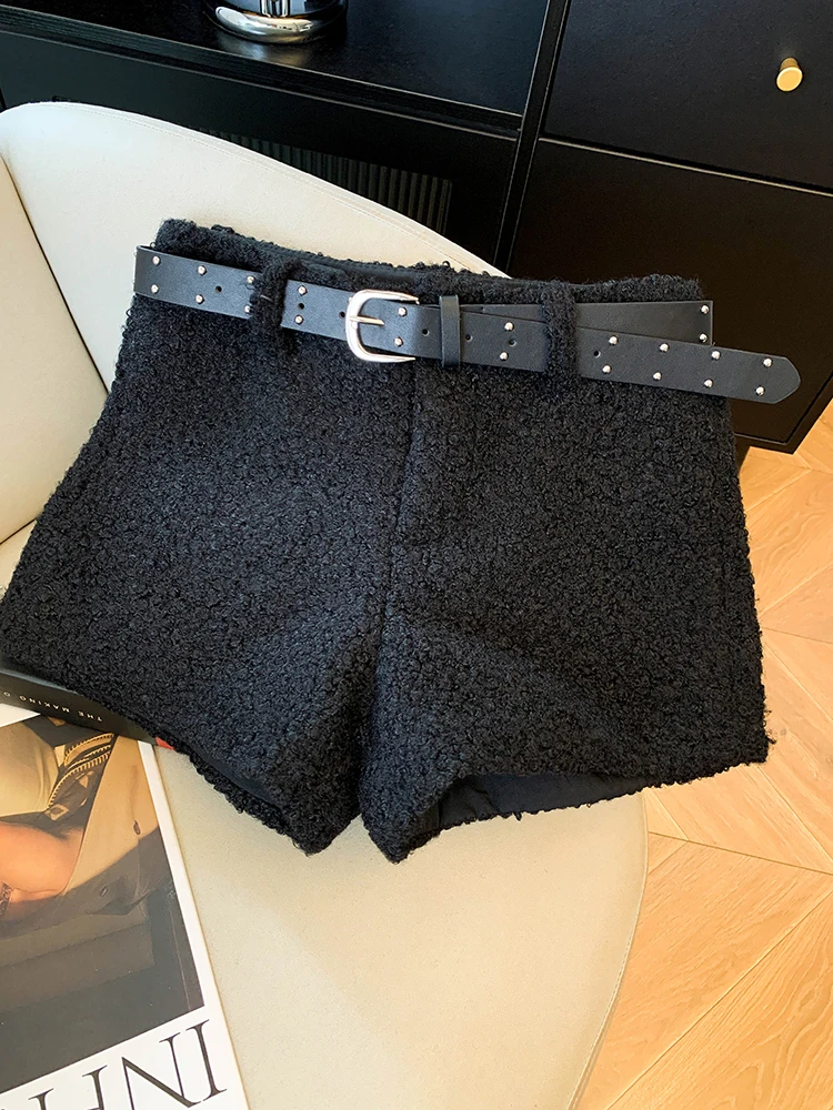 Pantalones cortos Retro de lana de cordero para mujer, pantalones de pierna recta cálidos y adelgazantes, gruesos, de cintura alta, para otoño e invierno