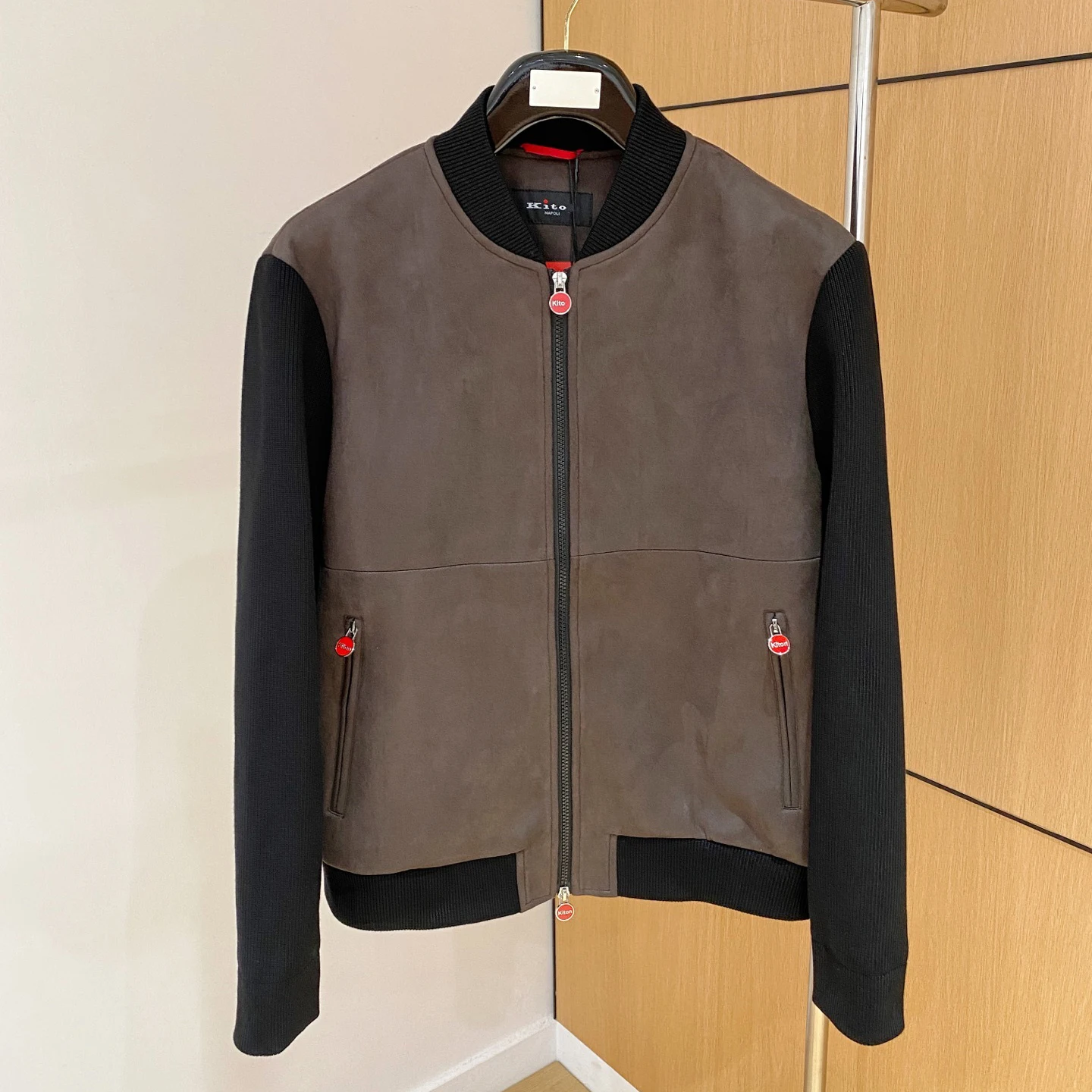 

Kiton autumn and winter popular color matching casual versatile fashion baseball collar jacket