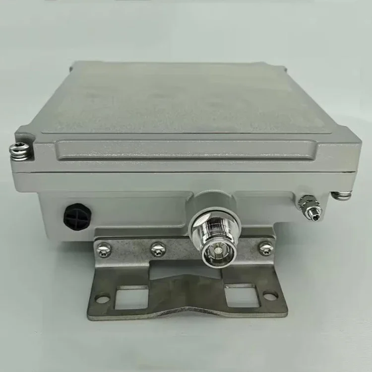 China Supply FTBDV Triplexer 380 to 2690MHz 250W Average Power RF Cavity Combiner Filter Low PIM