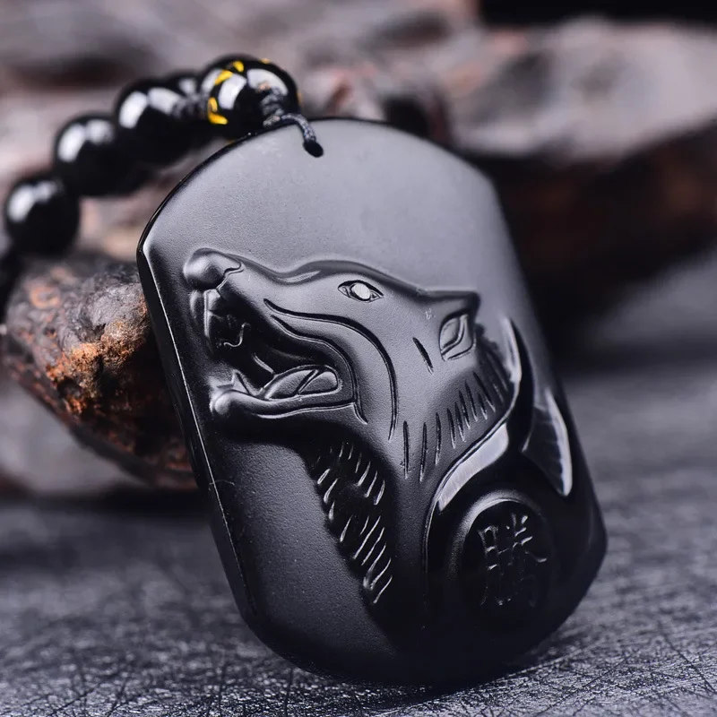 Vintage Obsidian Wolf Head Amulet Pendant Engraved Necklace for Men and Women Lucky Amulet Fashion Jewelry Gift