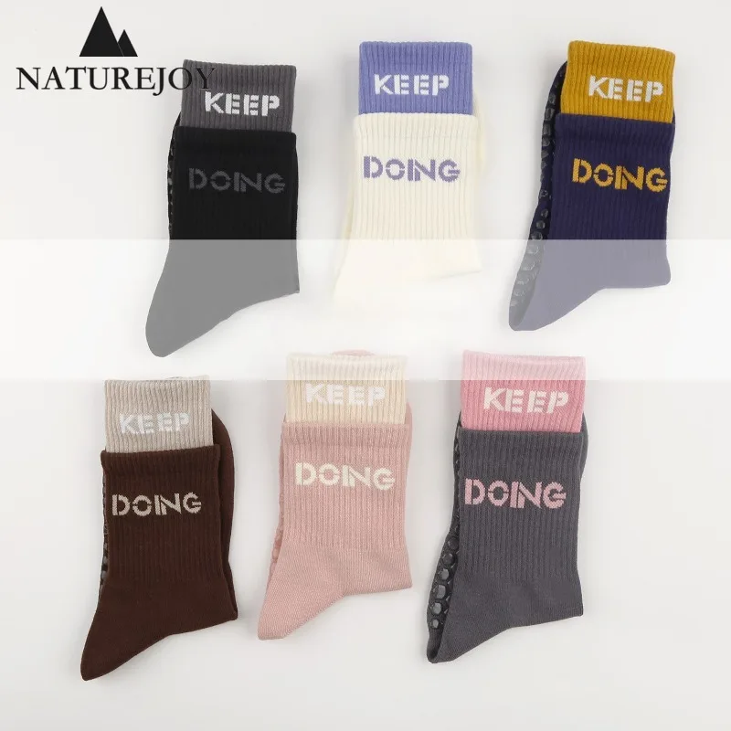 Pilates Long Socks Non-slip Mid Length Breathable High Elastic Fitness Point Rubber Yoga Sports Socks for Women Tights Fashion