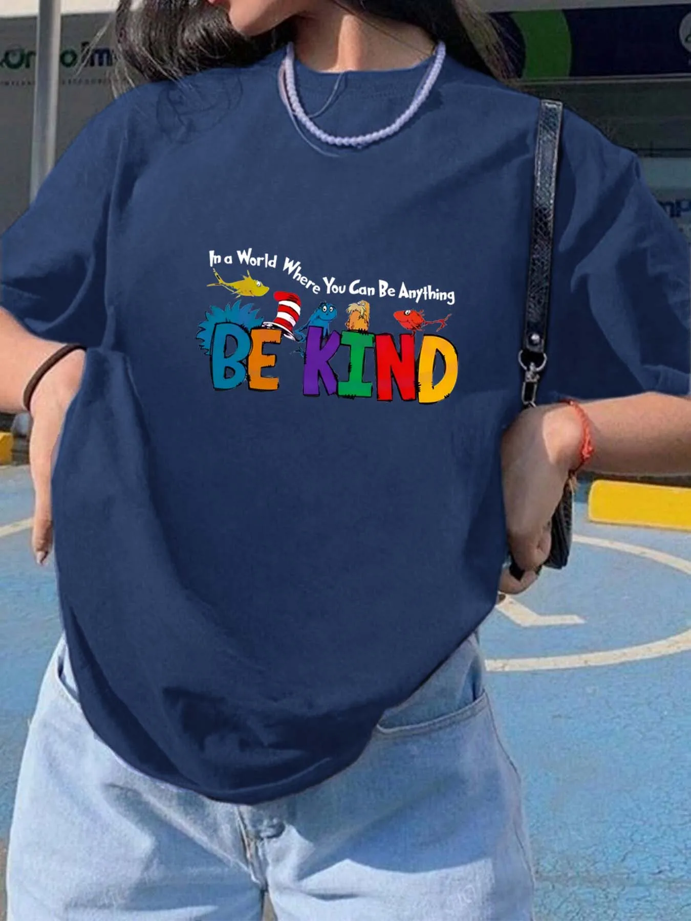 Cartoon print, fashionable and versatile preferred women's T-shirt, the item I recently purchased as a daily gift