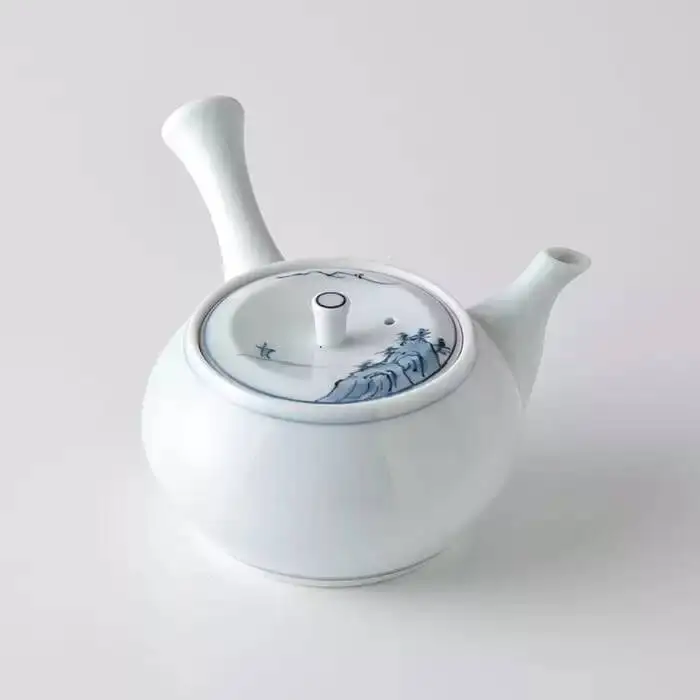 In Stock: Japanese Imported Arita Ware Gonglin Kiln Hand-Painted Landscape Pattern Teapot With Built-In Filter And Side Handle
