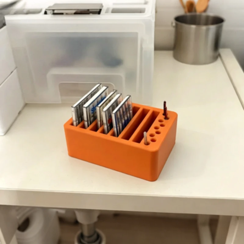 Integrated Multi-Grid Sewing Needle Storage Box Multifunctional Desktop Organizer For Sewing Needle Packages Storage Container