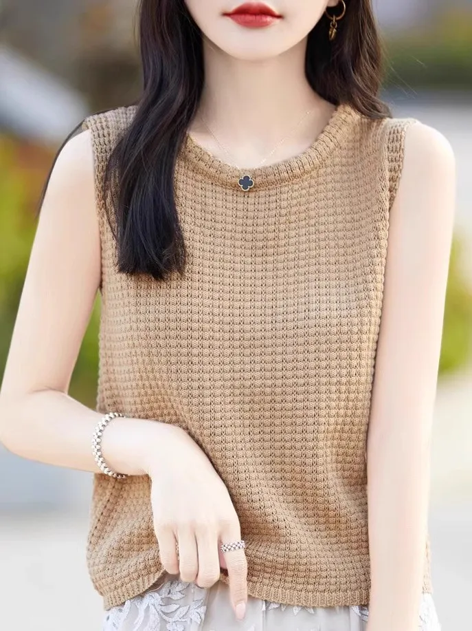 Retro Twist Knitted Vest Women's Sleeveless Fashionable Slimming Top Straight Cut Thin Spring Season  Color Commute Style