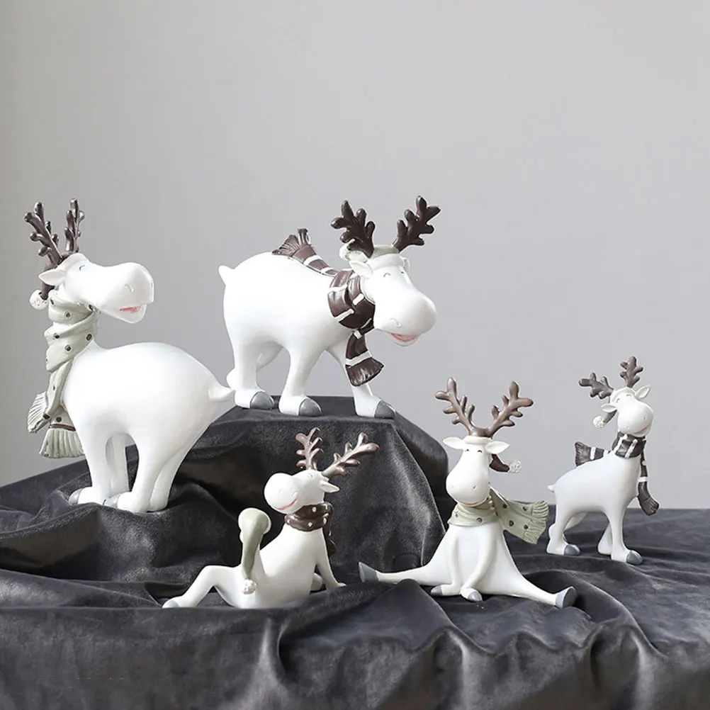 

Xmas Ornaments Christmas Deer Figurine Reindeer Decor Indoor Statue for Desk Cute White Miniature Crafts Decoration