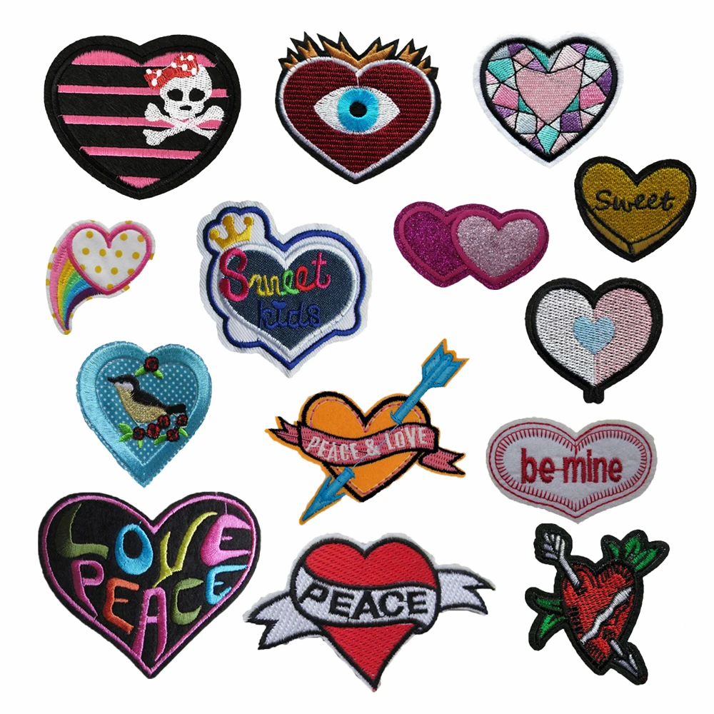 Herzförmige Stickerei Abzeichen Hot Melt Kleber Bügeln Stoff Patch DIY Nähen dekorative Kleidung Zubehör Patch
