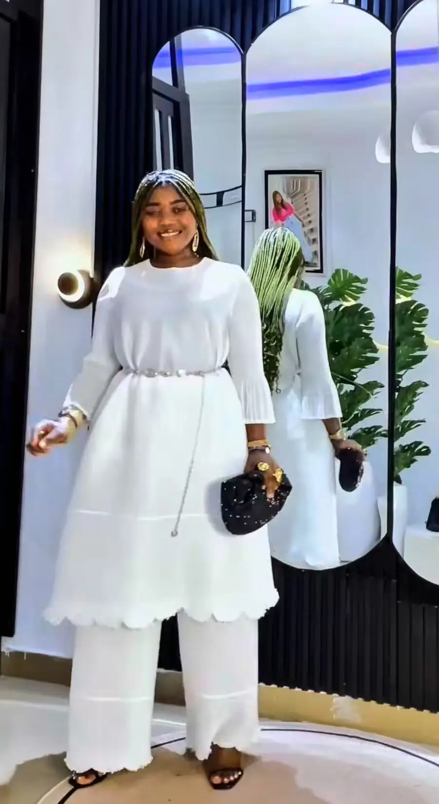 

2025 New Loose Miyake Pleated Solid Pants Suit Beaded Micro-lazy Long-sleeved Top + Straight Pants Casual Set Female