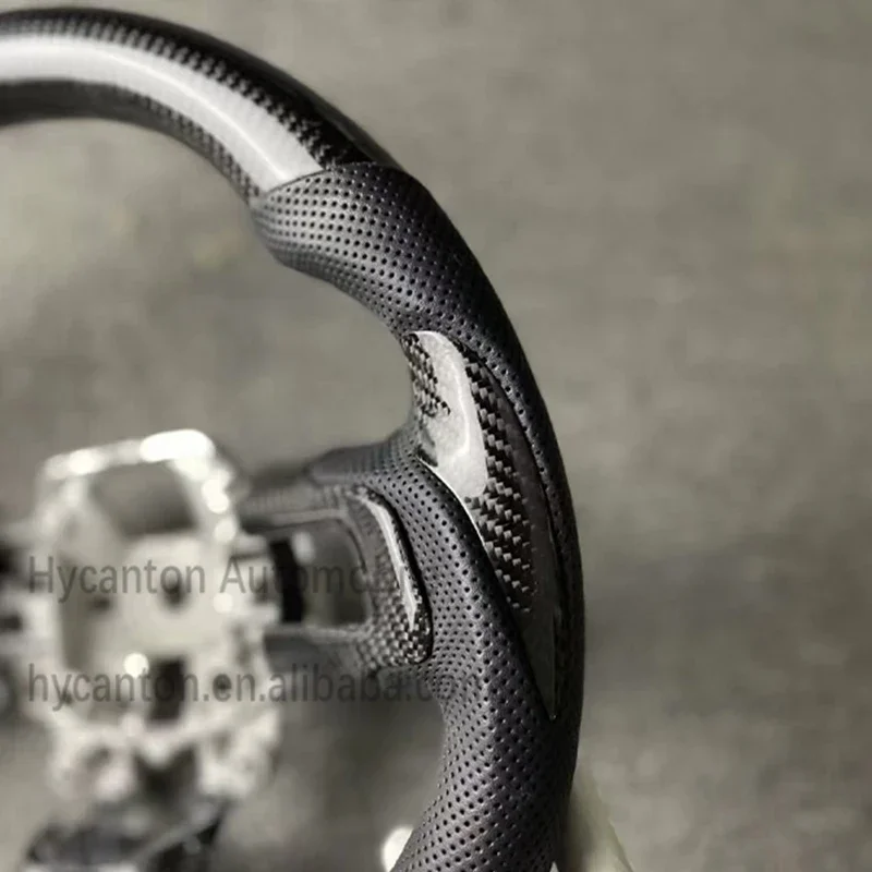 أسعار الجملة عجلة جلدية مثقبة من ألياف الكربون خياطة سوداء رياضية مناسبة تمامًا لعجلة قيادة السيارة #5