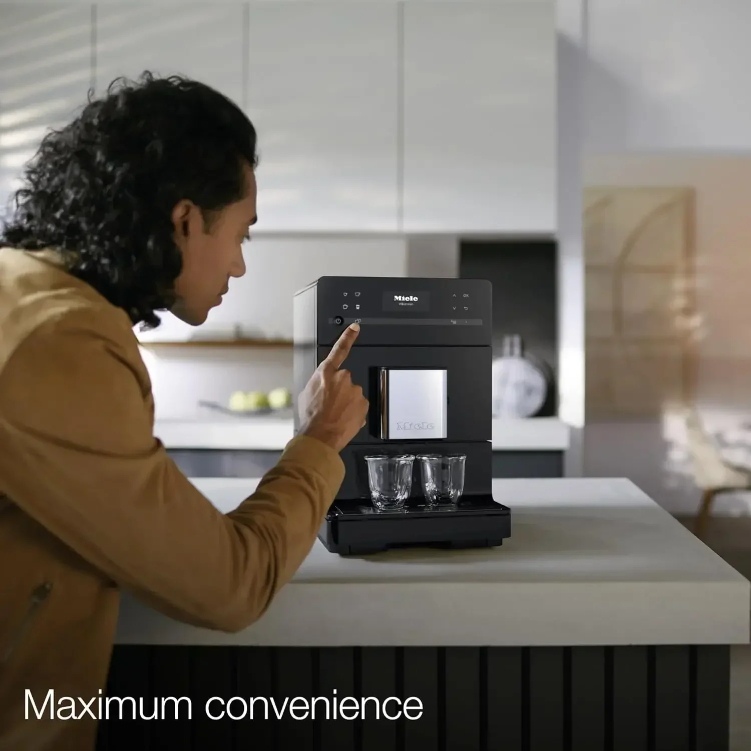 Miele CM 5300 Automatic Bean-to-Cup Coffee Maker - With OneTouch for Two, aroma-preserving cone grinder, coffee pot