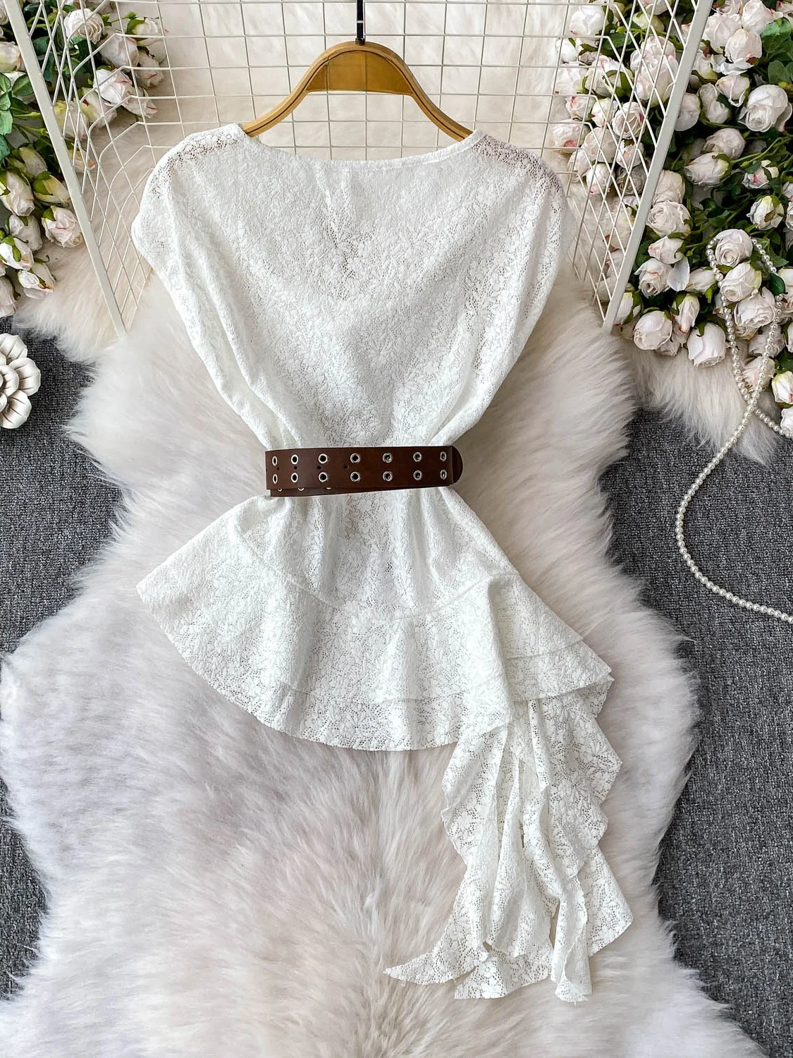 

American Sle Sexy Lace irt Women's 2025 New Waist Slimming Flounce Sve V-ne ort Sve Pure Color Commute Wear