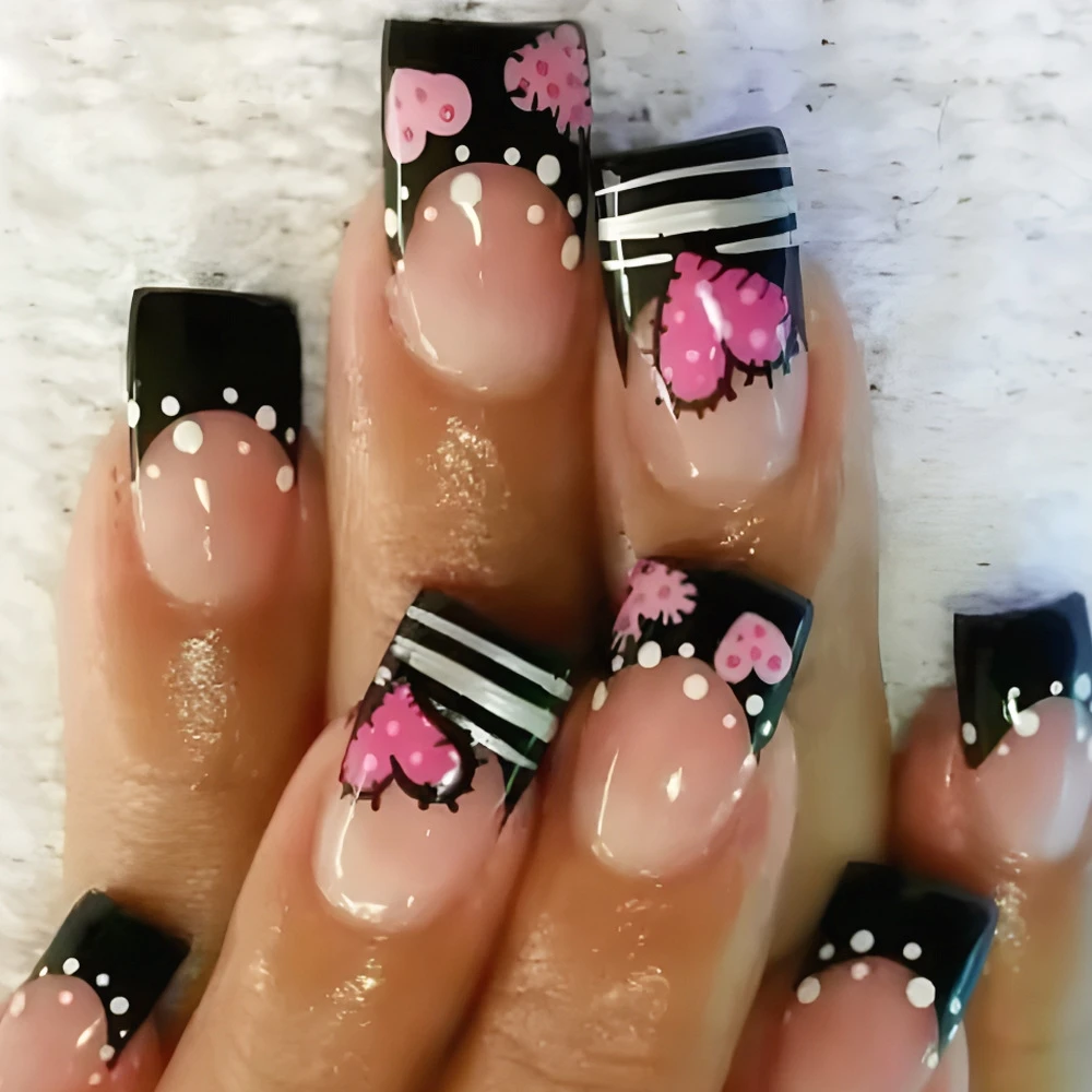 Y2K Girls Black French Fake Nails 24Pcs Short Square Press On Nails Pink Love Heart/Dot Printed Valentine's Day Charm Manicure