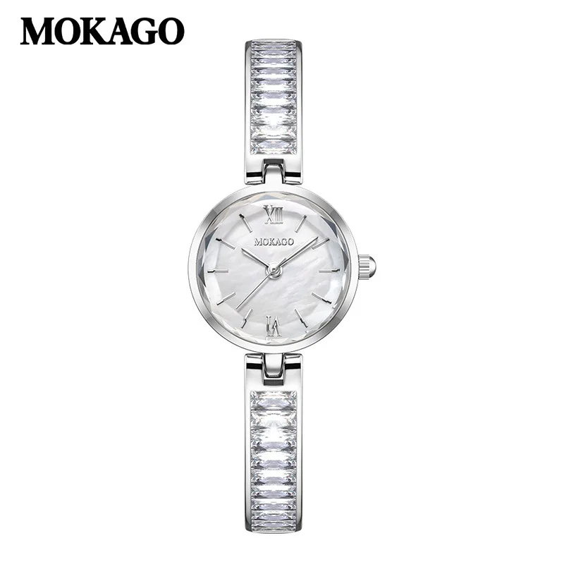 

Women's Bracelet-Style Wristwatch with round Diamond-Encrusted Mother-of-Pearl Face Copper Chain Luxury Quartz Ladies Watch
