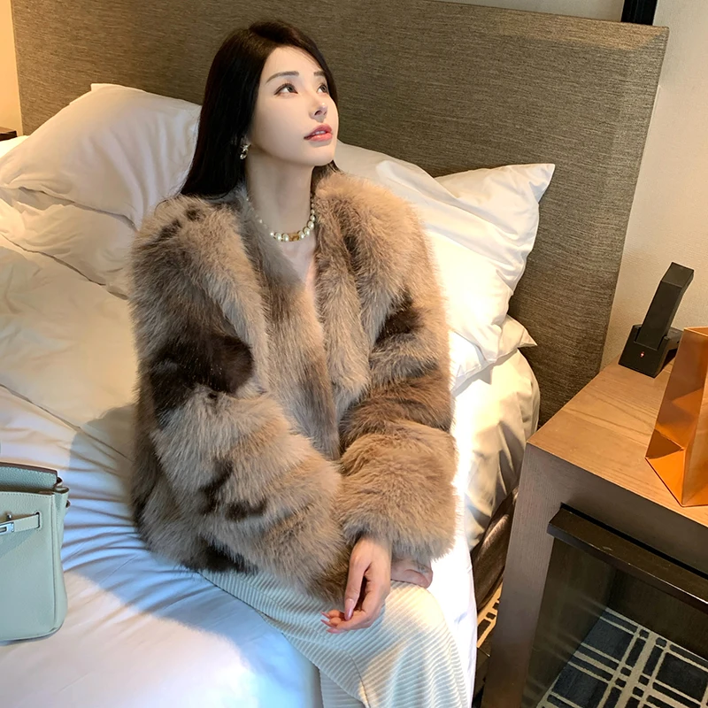 Women's Faux Fur Blended Fur Fall/Winter Long Sleeve V-Neck Korean Clothing Winter Wear Slim Fit Fashion Women Coat
