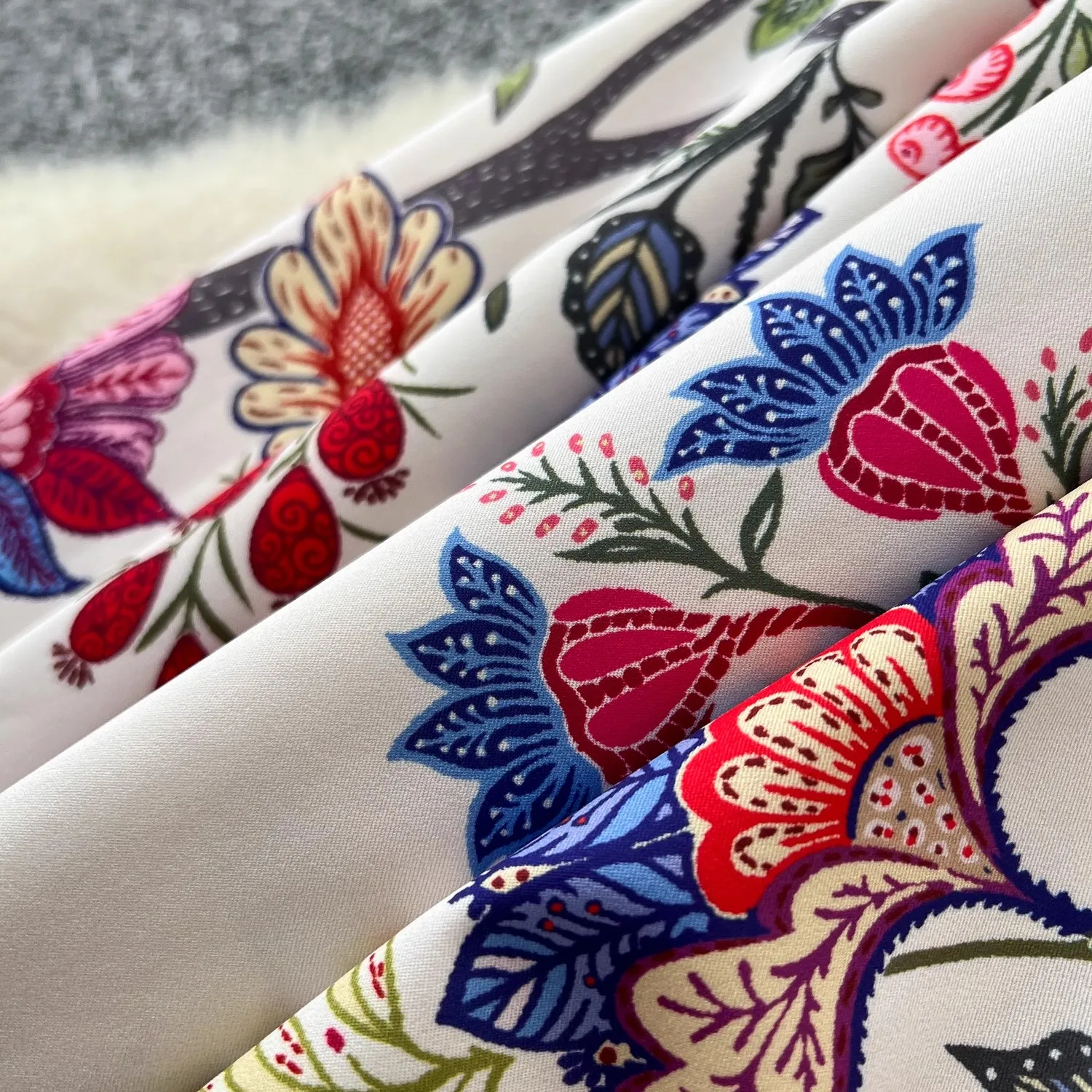 Vacanza estiva Fiore Boho Abito da donna Manica corta Cintura dentellata A-Line Beach Party Vestido Perle Bottoni Abiti maxi