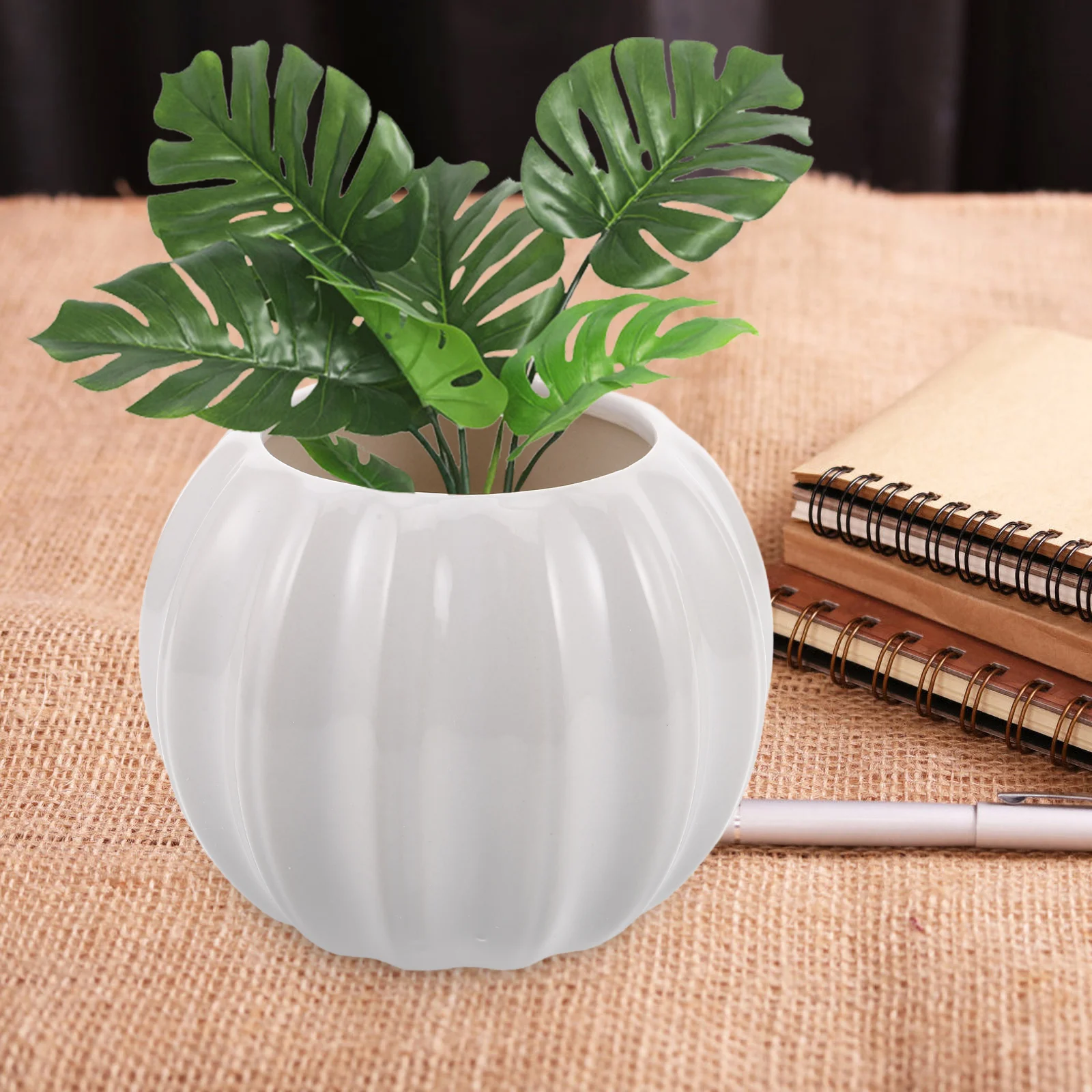 

Ceramic Floral Vase Simple Pumpkin Shape Artistic Decorative Ceramic Vase for Home Office Flower Arrangement Bedroom Decor