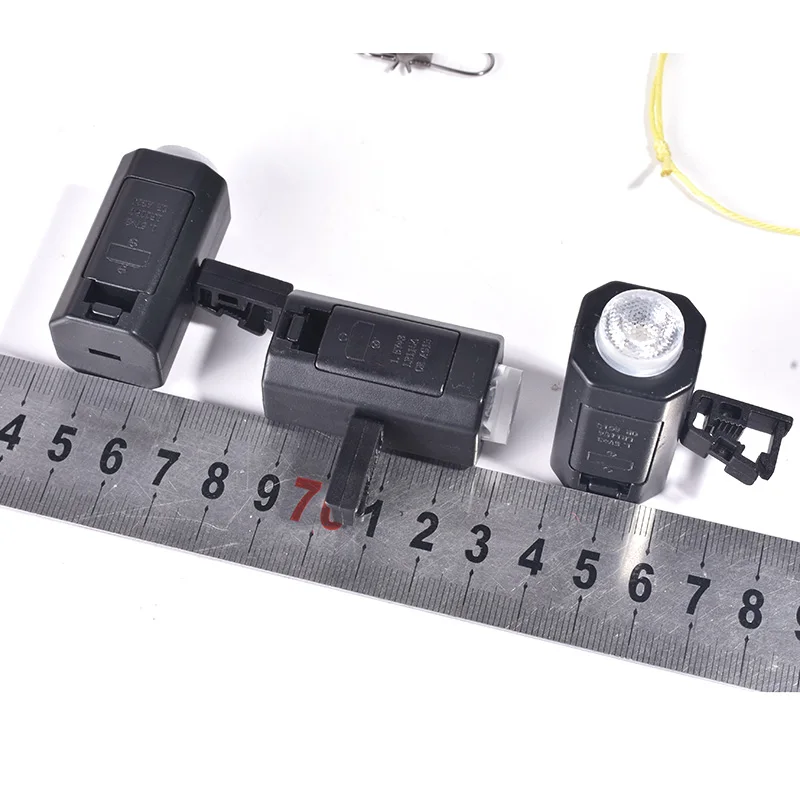 Neue LED-Lampe fliegende Drachenlinie LED-Drachen Zubehör Outdoor-Spielzeug Sportdrachen Spielzeug Sport aufblasbare Drachen elektrischer Elektrogrill