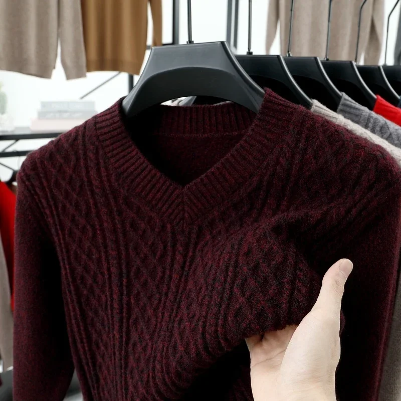 

Men's Autumn and Winter Sweater Thickened Chicken Heart Needle Jacquard Style V-neck Bottoming Casual Long-Sleeved Pullover