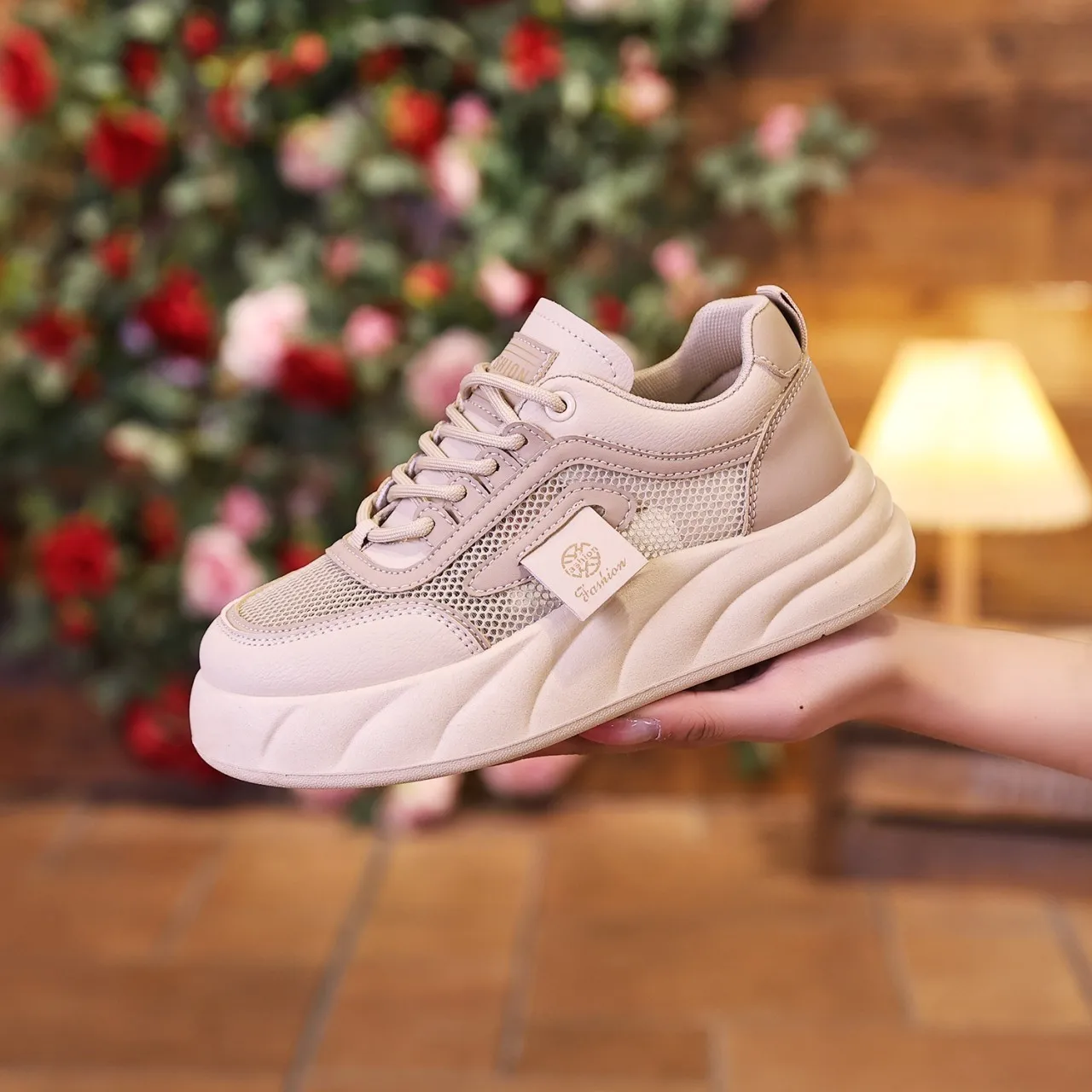 Zapatos de plataforma de malla transpirable para mujer, zapatillas con cordones para aumentar la altura, zapatos deportivos informales para exteriores, Verano