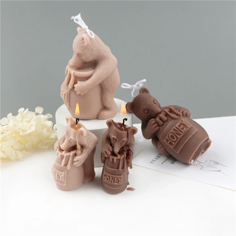 Silicone Stereo Bear Stealing Honey Mold Stump 3D Animal Honey Pot Bear Beeswax Decoration Mold