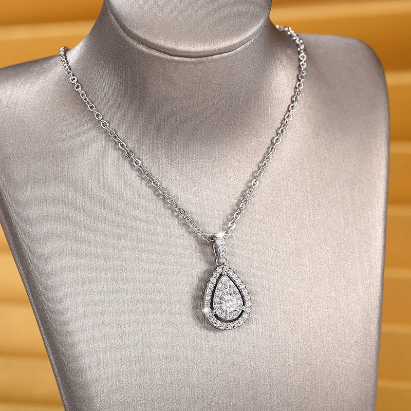 Huitan Luxus Kristall Halskette für Frauen Verlobung Hochzeit Trend funkelnden Zirkonia Anhänger Halskette Aussage Schmuck