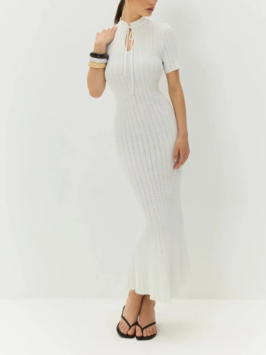 Elegantes Kleid im französischen Stil für Damen, modisch, ausgeschnitten, Rundhalsausschnitt, kurze Ärmel, hüftbedeckendes, figurbetontes, langes Strickkleid