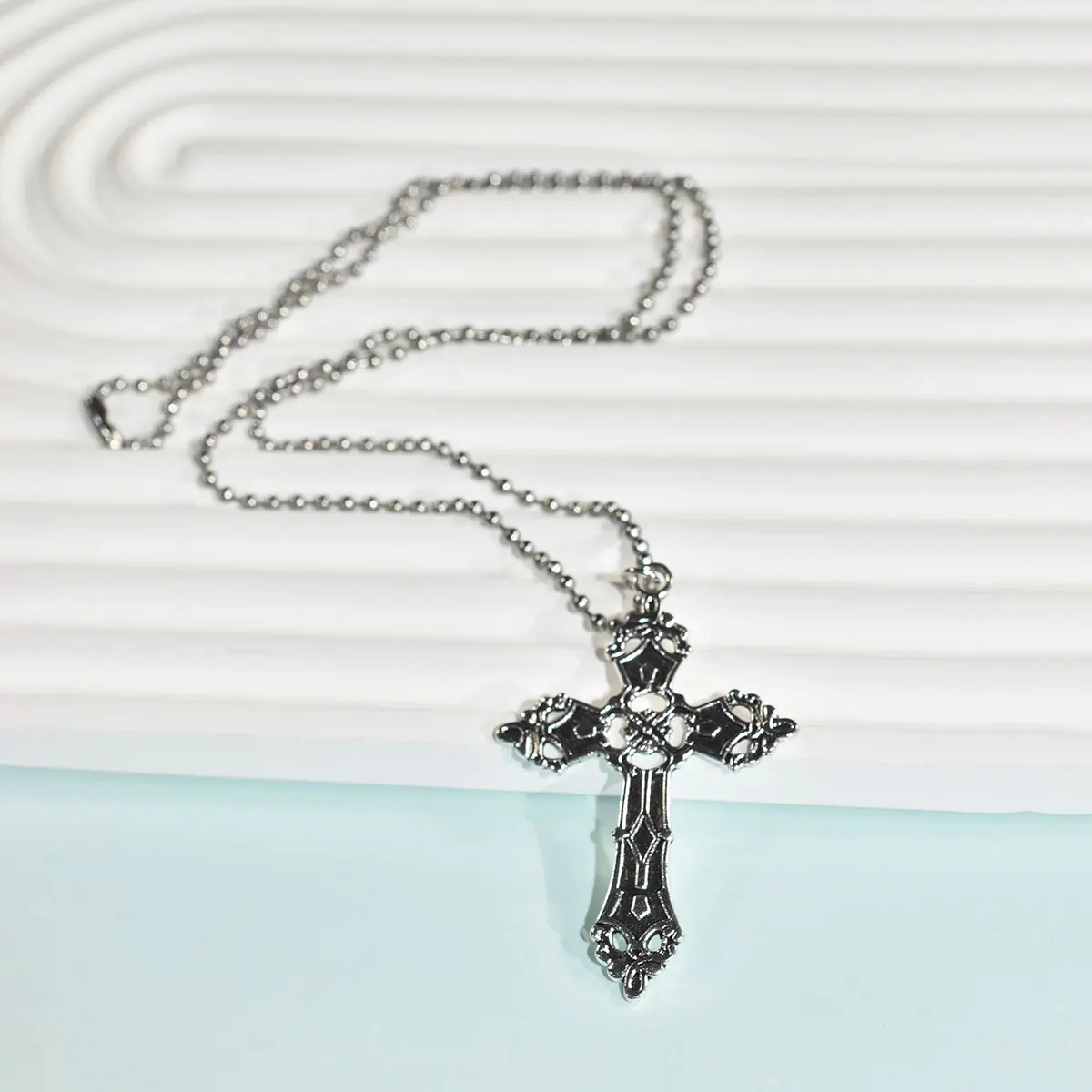 Men And Women Hip-Hop Personality Circle Card Cross Heart Pendant Long Necklace Trend Matching Single Gift