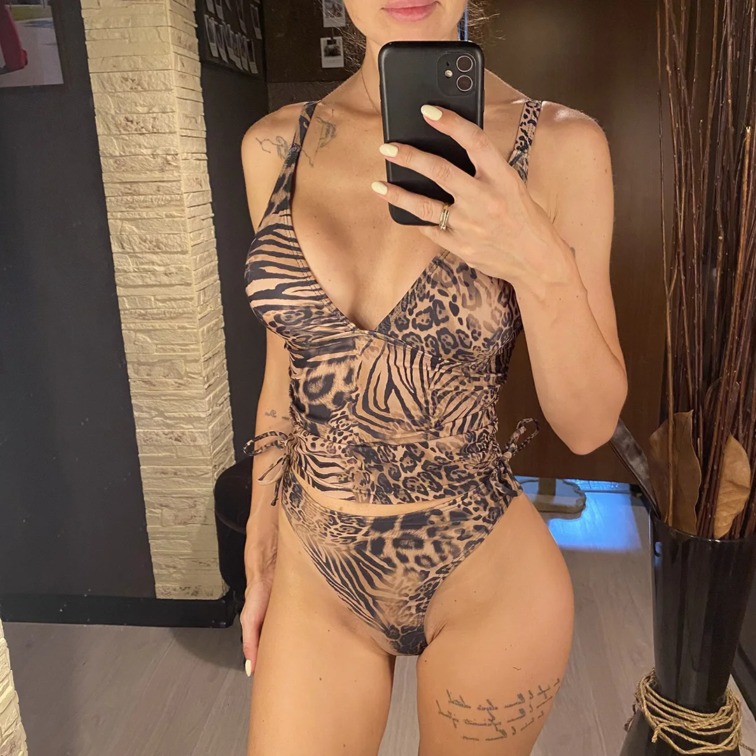 Leopard-Tankini, Bikini mit tiefem V-Ausschnitt, Damen-Badeanzug, zweiteiliges Bikini-Set, brasilianischer Badeanzug, Badebekleidung, Modell V6926. – Detail 4