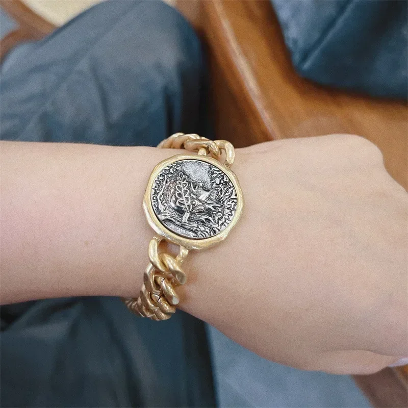 Vintage Copper Beauty Portrait Ancient Round Coin Wide Chain Bracelets for Women Simple Couple Jewelry Wrist Accessories