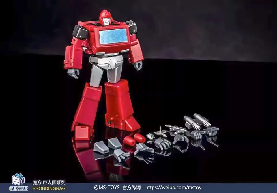 Il Magic Square MS-B44A: Un Gioco di Trasformazione Unico per Appassionati di Robot