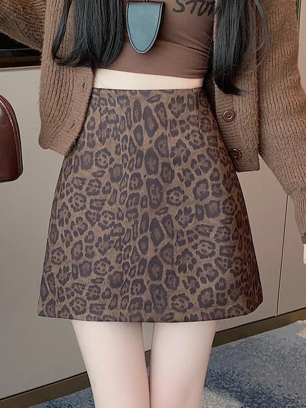 2026 New plus Size Leopard Print High Waist A-Line  Skirt Women's Autumn Winter Slimming Skirts Prevent Exposure