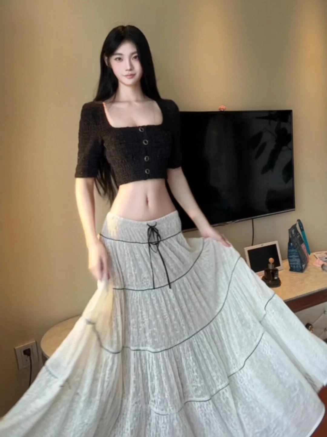 

Retro Unique Beautiful Square Collar Top Half Skirt Two Piece Set Elegant Whole Set Ootd Summer 2026 Fashion Women's Set