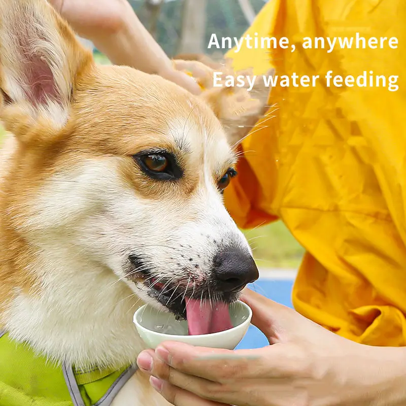 200Ml Portable Silicone Pet Water Cup For Outdoor Dog Walking And Feeding