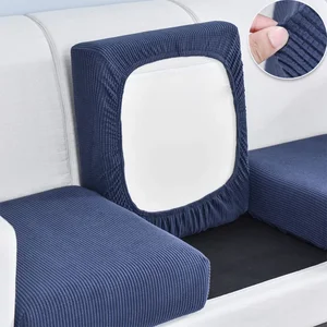 1pc Housse de coussin d’assise Jacquard Housse de chaise Extensible lavable Housse amovible 1/2/3/4 sièges Protège-sofa Polar Fleece 8 meilleures housses de coussins de sofa en vente - No 7