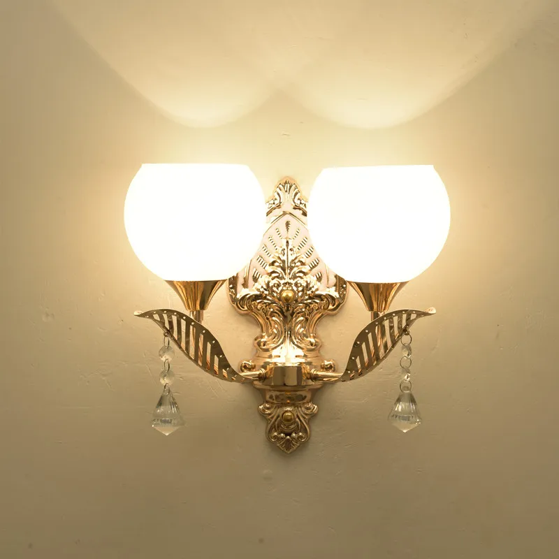 Modern Minimalist Wall Lamp Bedroom Public House Homestay Lighting Appliance Apartment Hallway Embellish LED Golden Wall Sconces